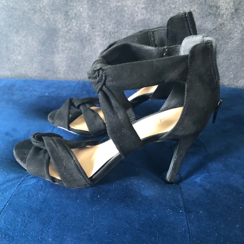 New York and Company heels - Picture 2 of 5